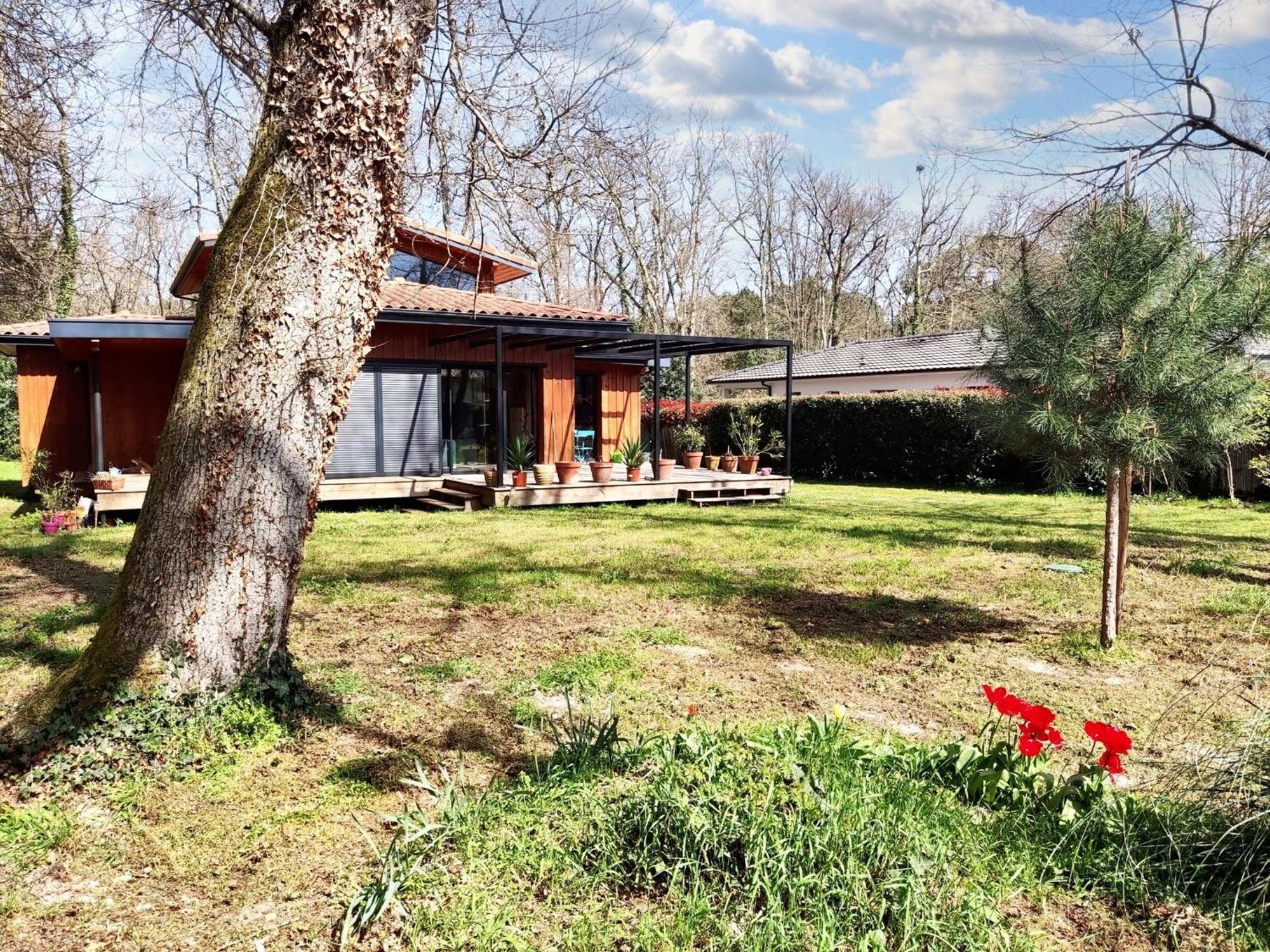 Maison Spacieuse A Saint Selve Avec Jardin Et Barbecue 125 M² Exterior foto